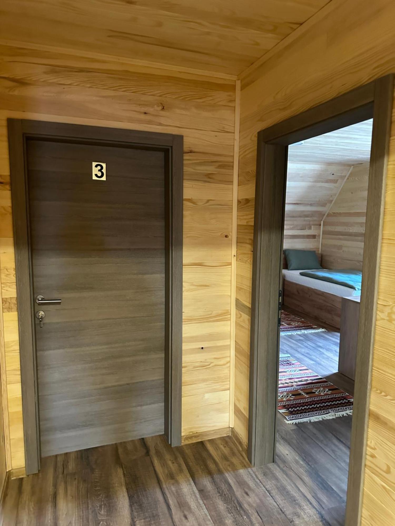 Bungalow House - 5 Rooms Zolaci 外观 照片