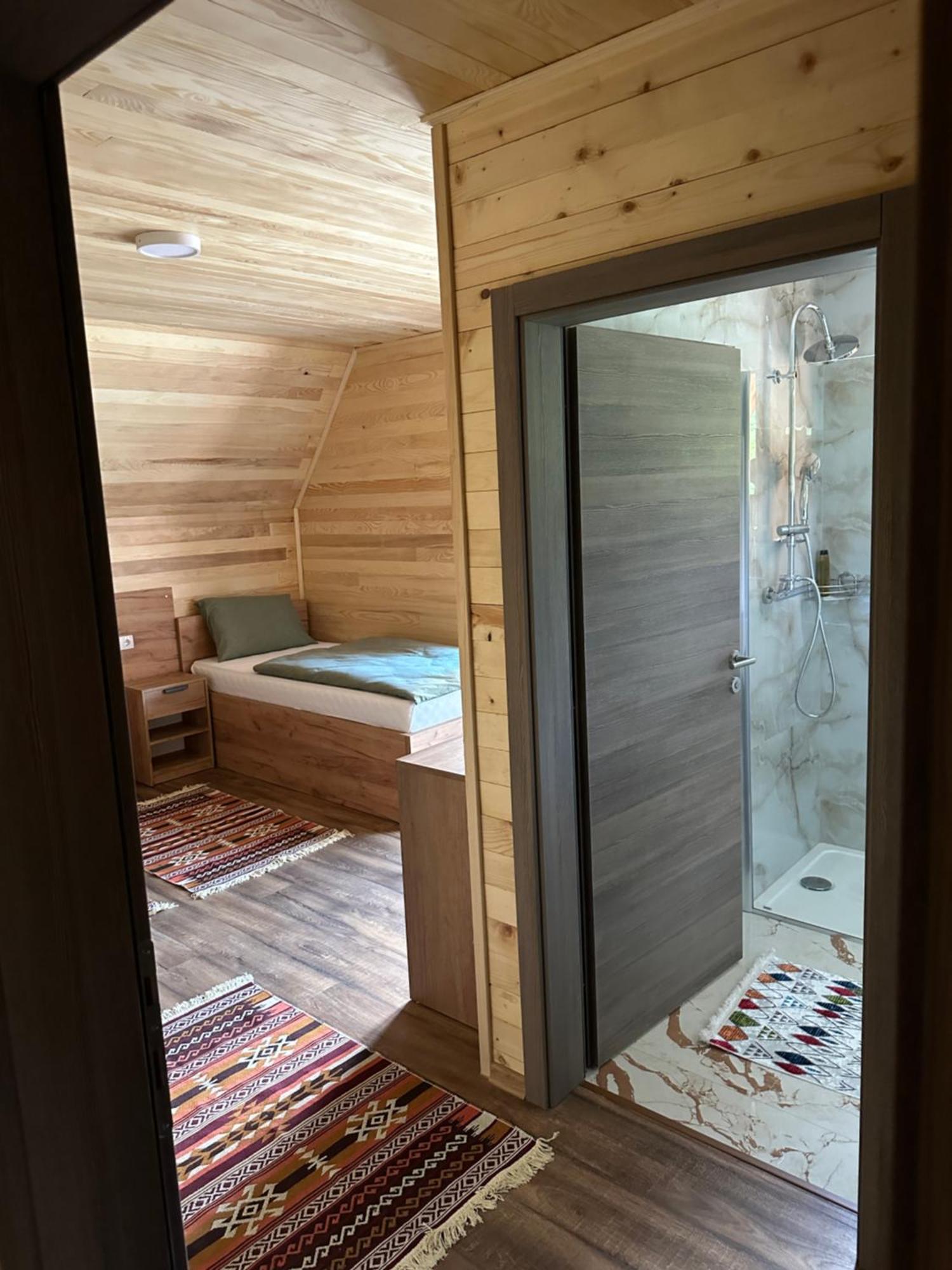 Bungalow House - 5 Rooms Zolaci 外观 照片