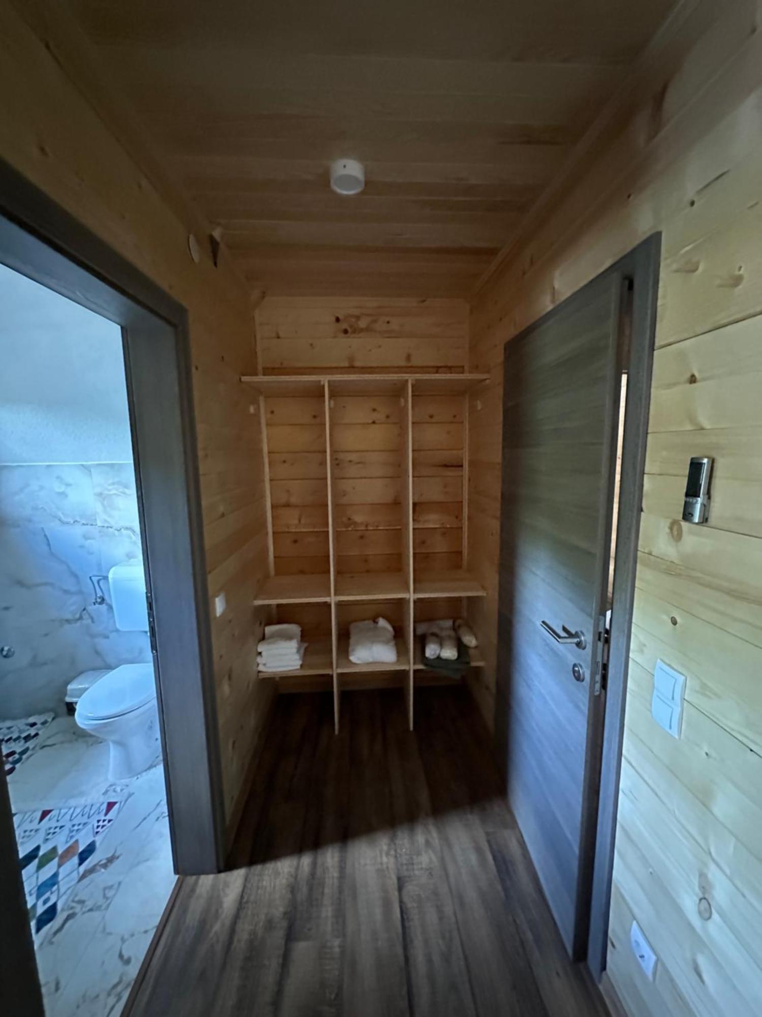 Bungalow House - 5 Rooms Zolaci 外观 照片
