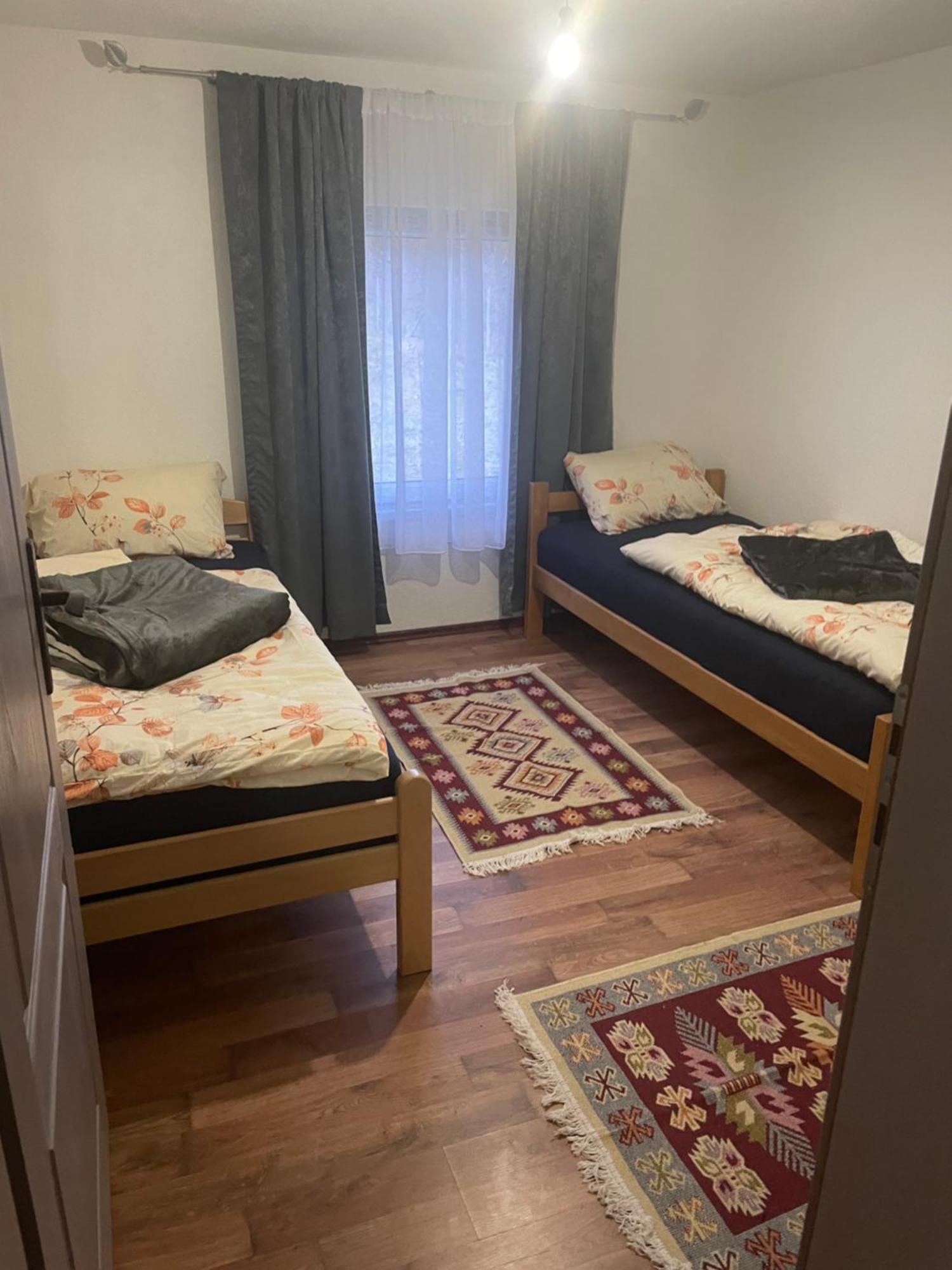 Bungalow House - 5 Rooms Zolaci 外观 照片